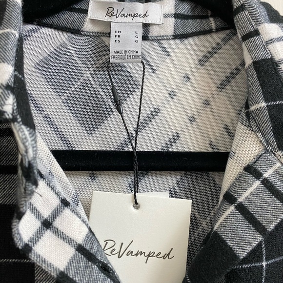 NWT Revamped Flannel - Picture 2 of 3